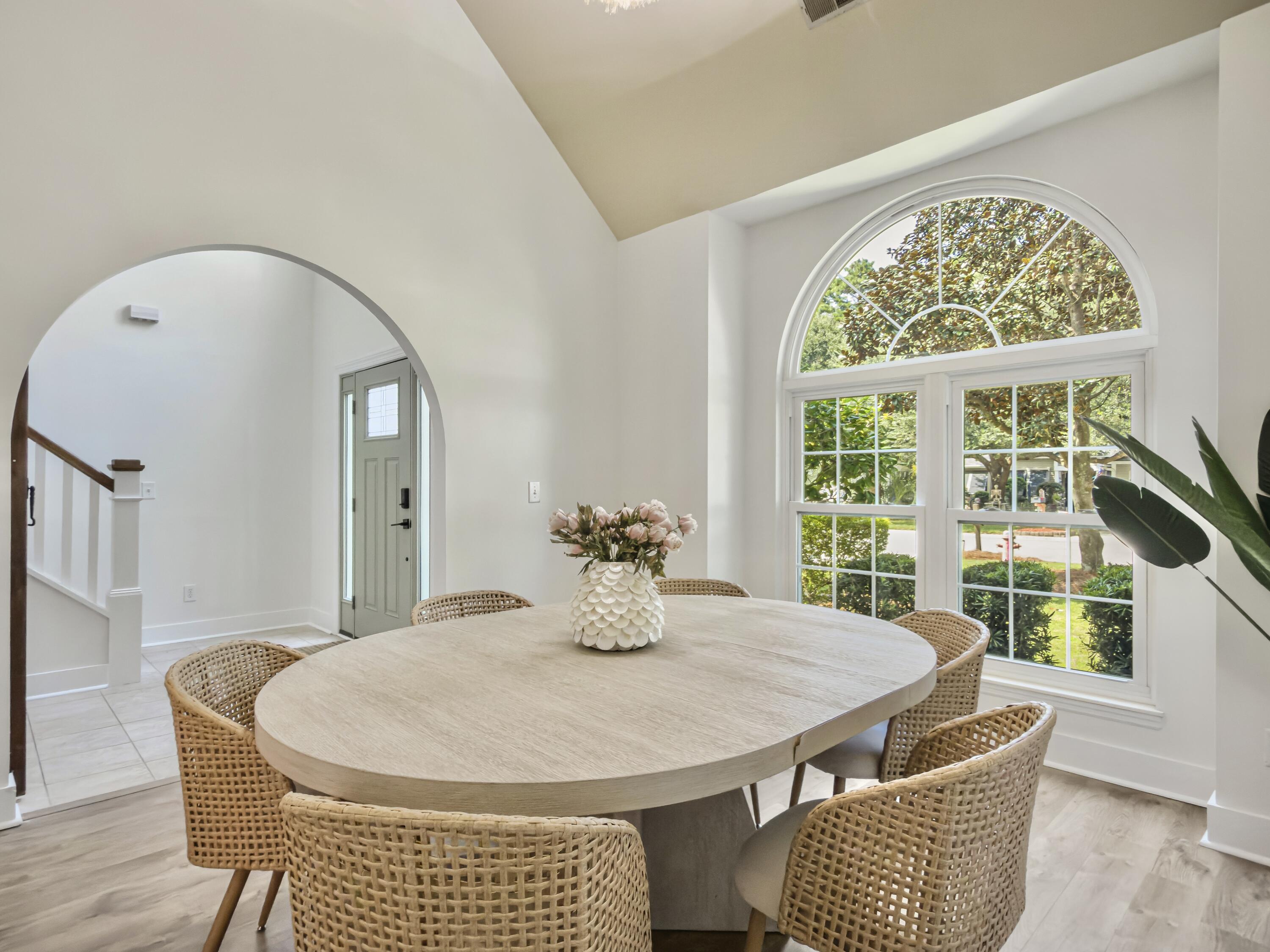 2085 Country Manor Drive