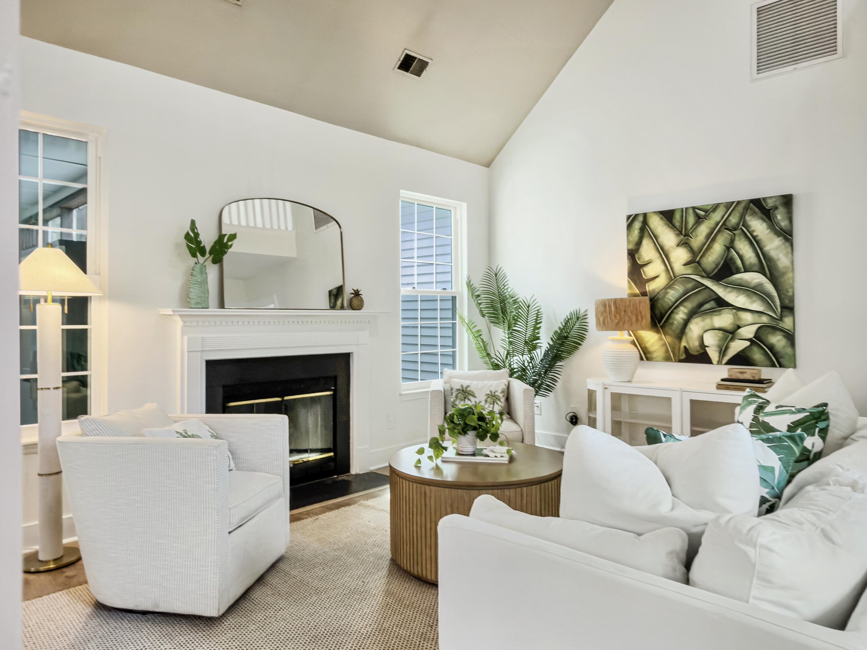 2085 Country Manor Drive