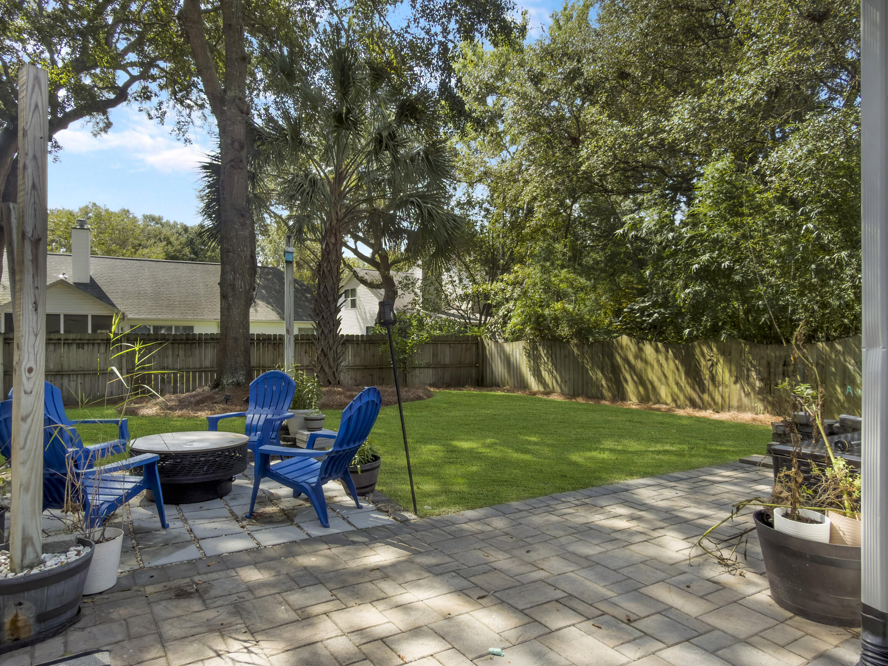 2085 Country Manor Drive