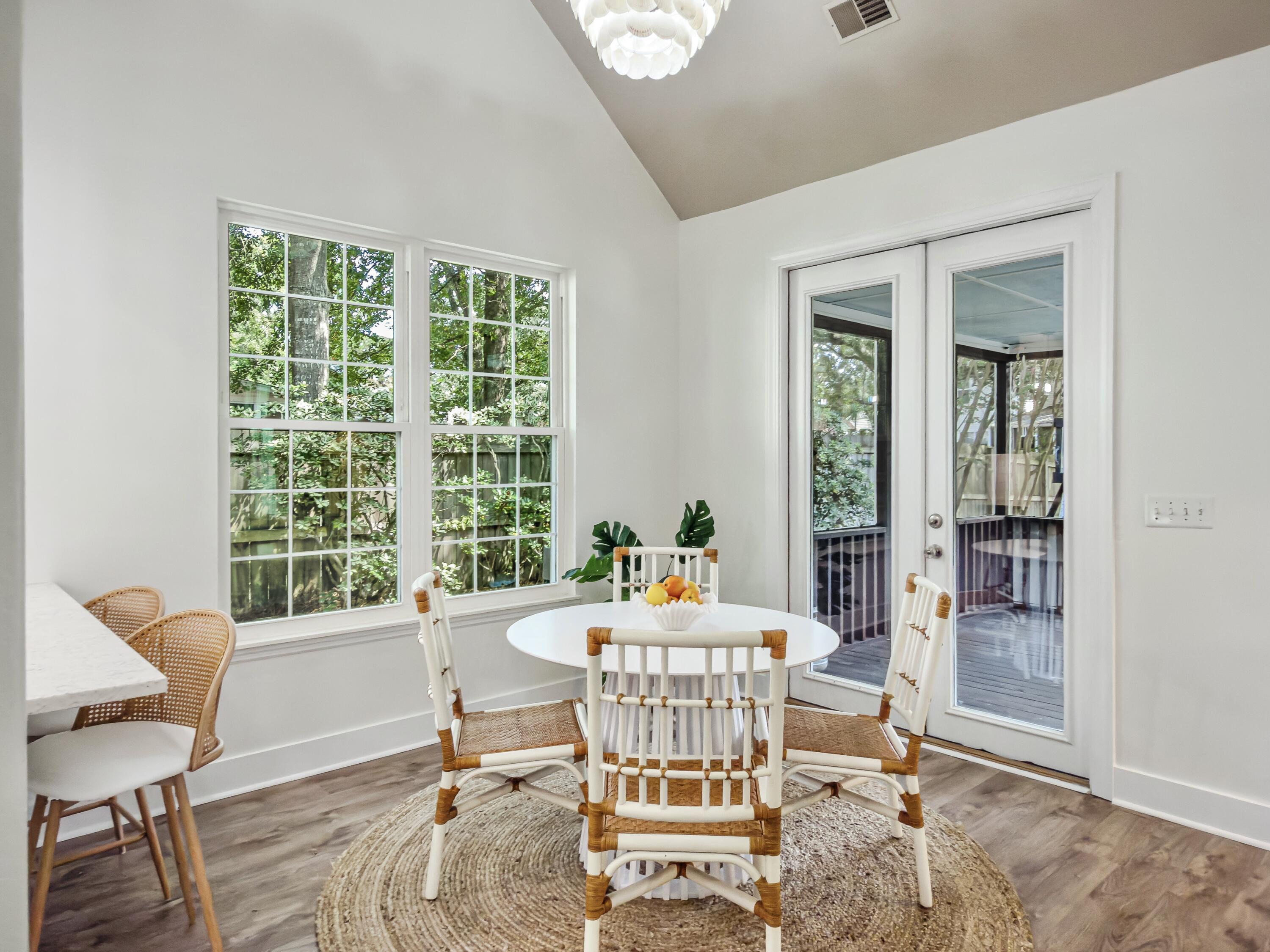 2085 Country Manor Drive