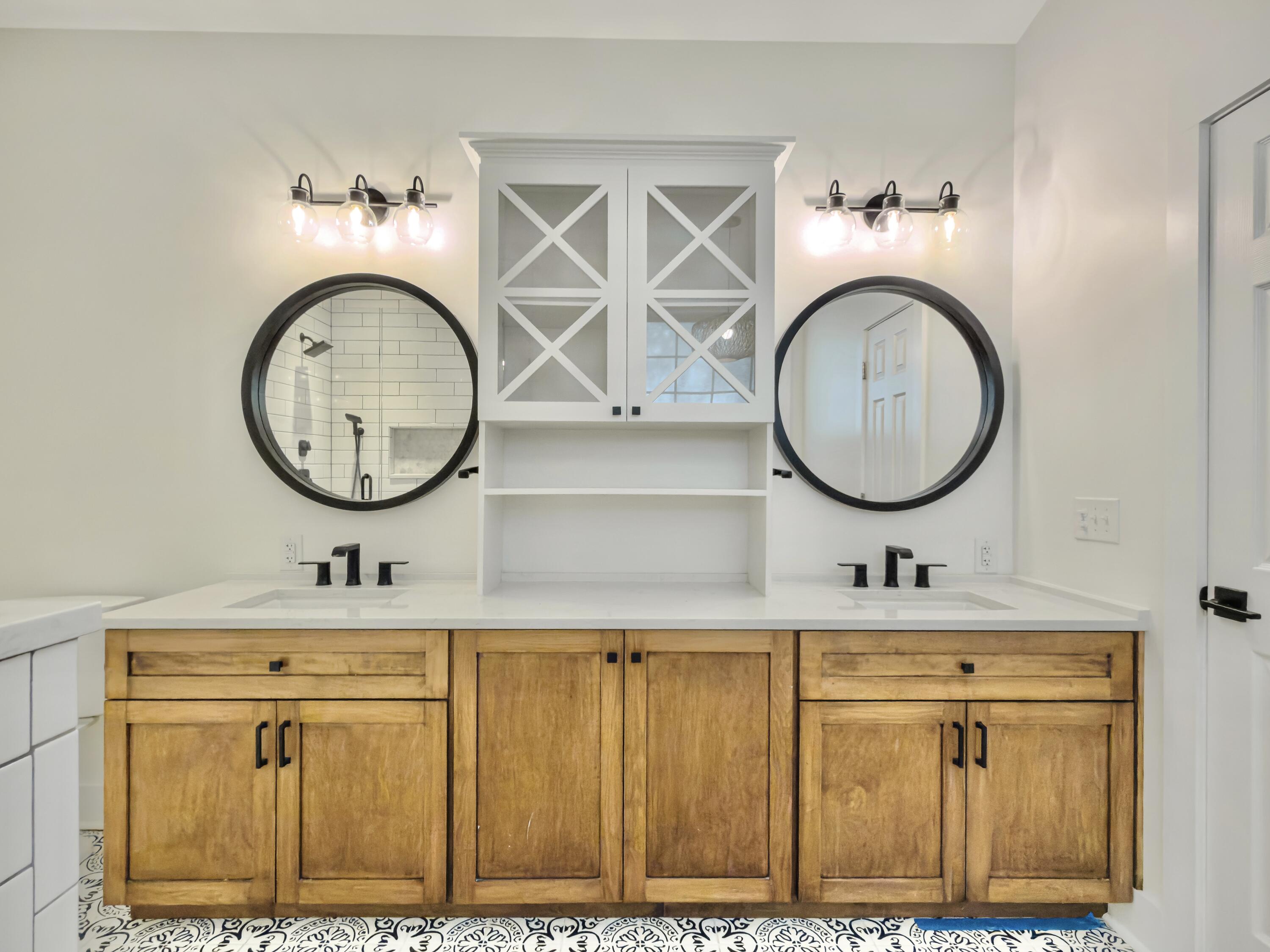 2085 Country Manor Drive