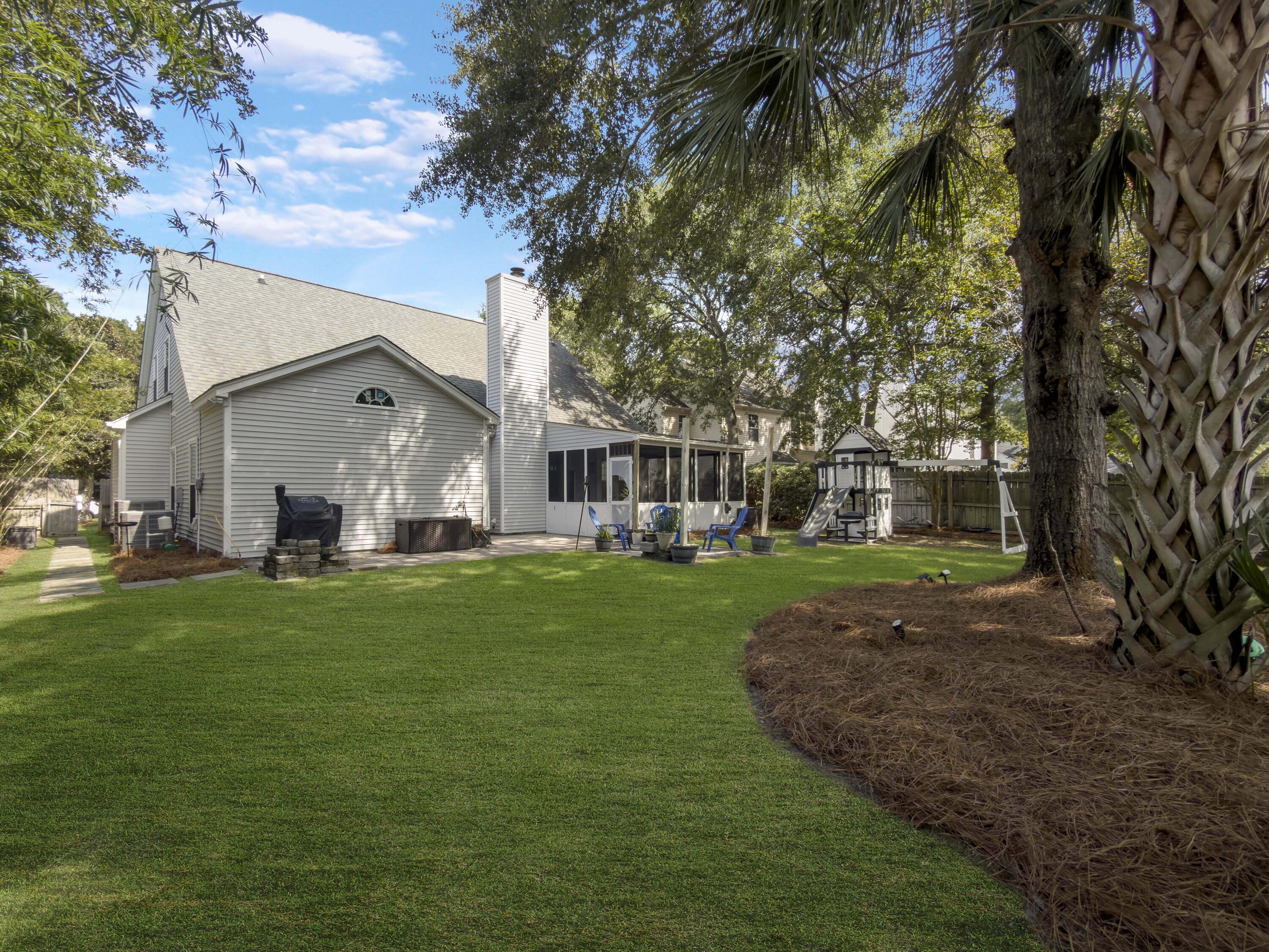 2085 Country Manor Drive