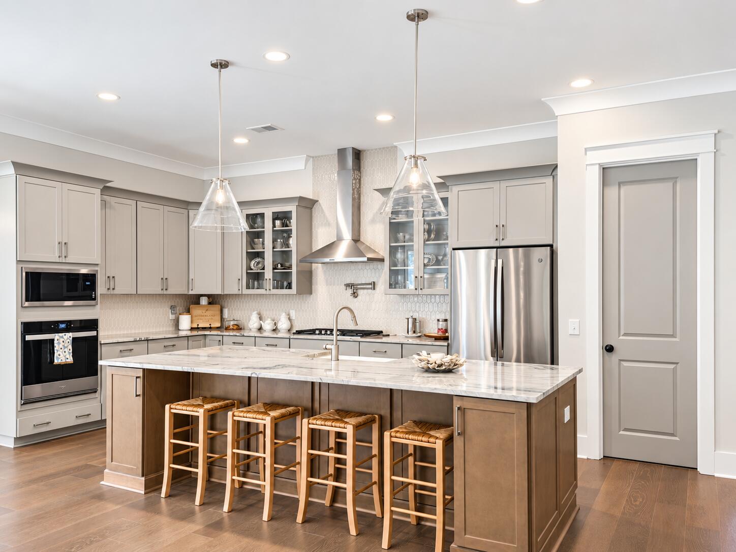 5609 Crystal Harbor Lane
