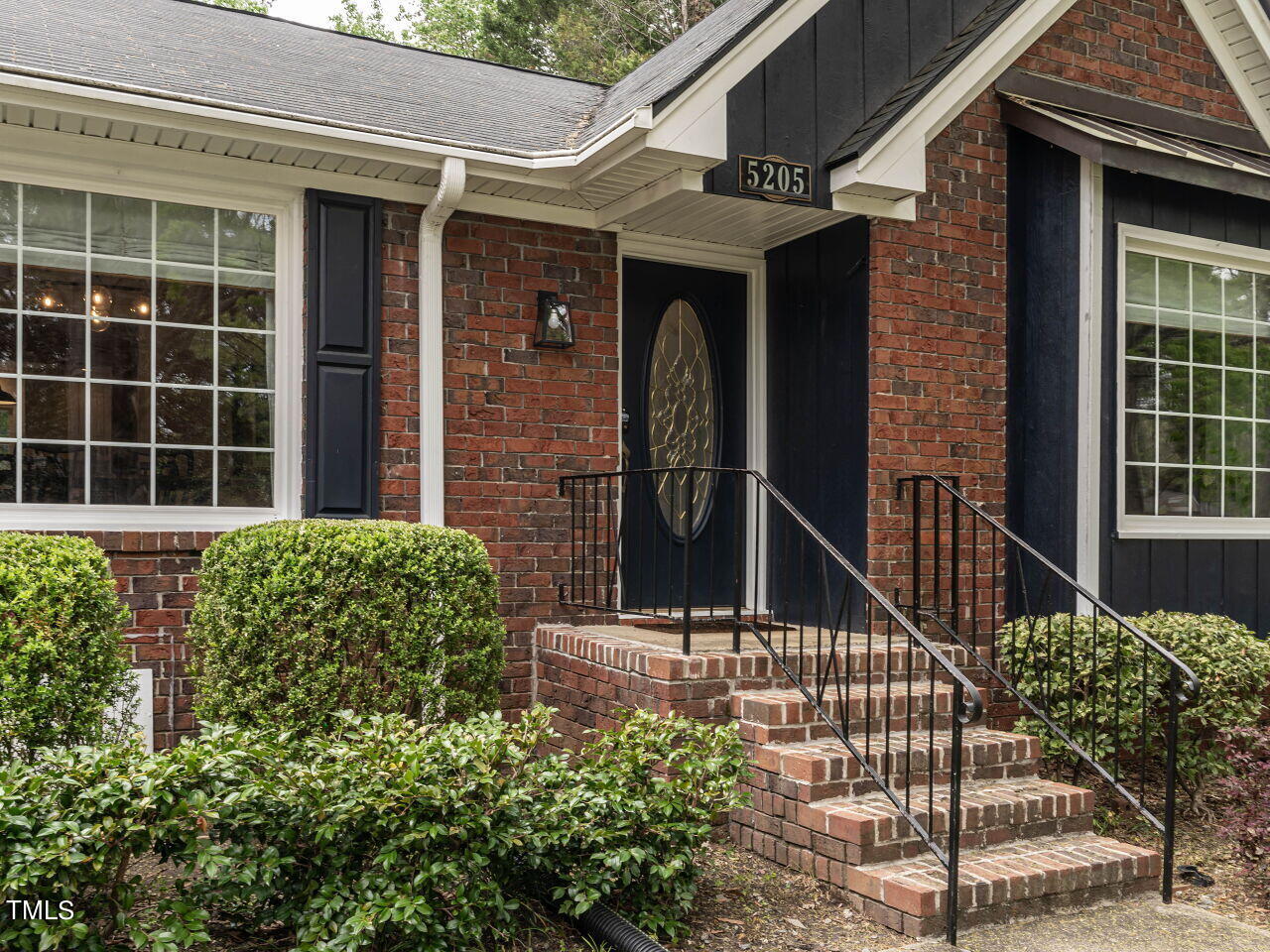 5205 Sweetbriar Drive