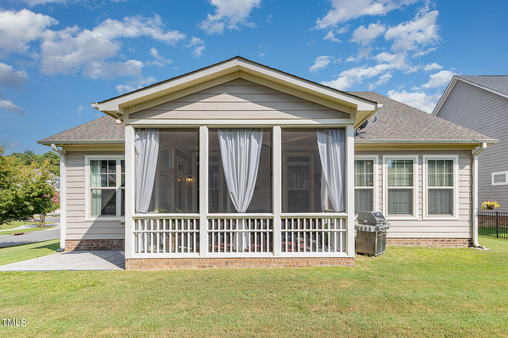 421 Nightingale Court