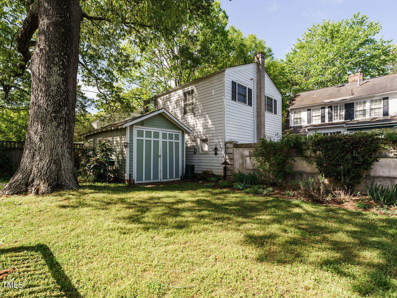 1811 Park Drive