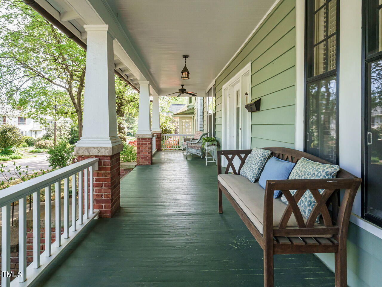 1811 Park Drive