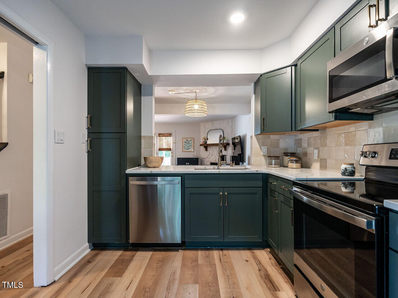 837 Green Ridge Drive