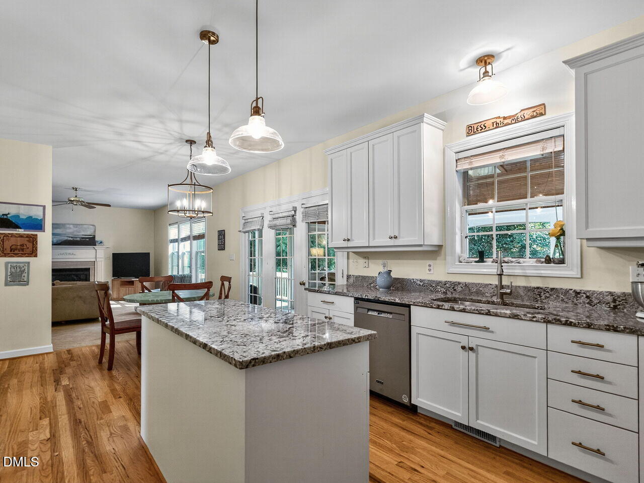 1208 Tartarian Trail, Apex