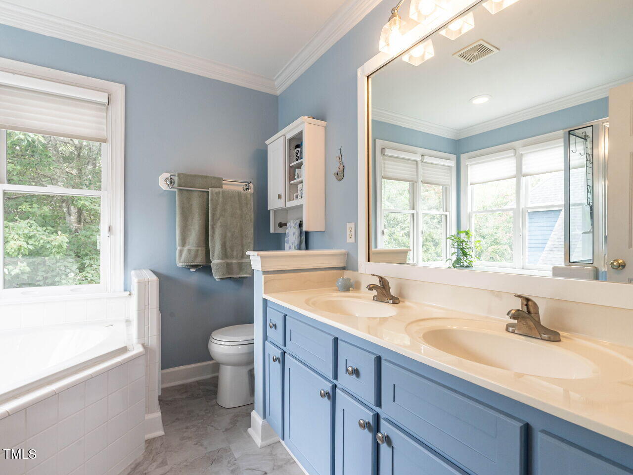 9205 Dawnshire Road, Raleigh