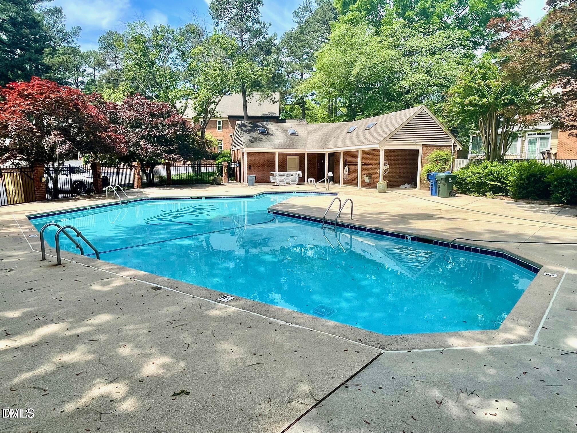 6113 Shelton Court