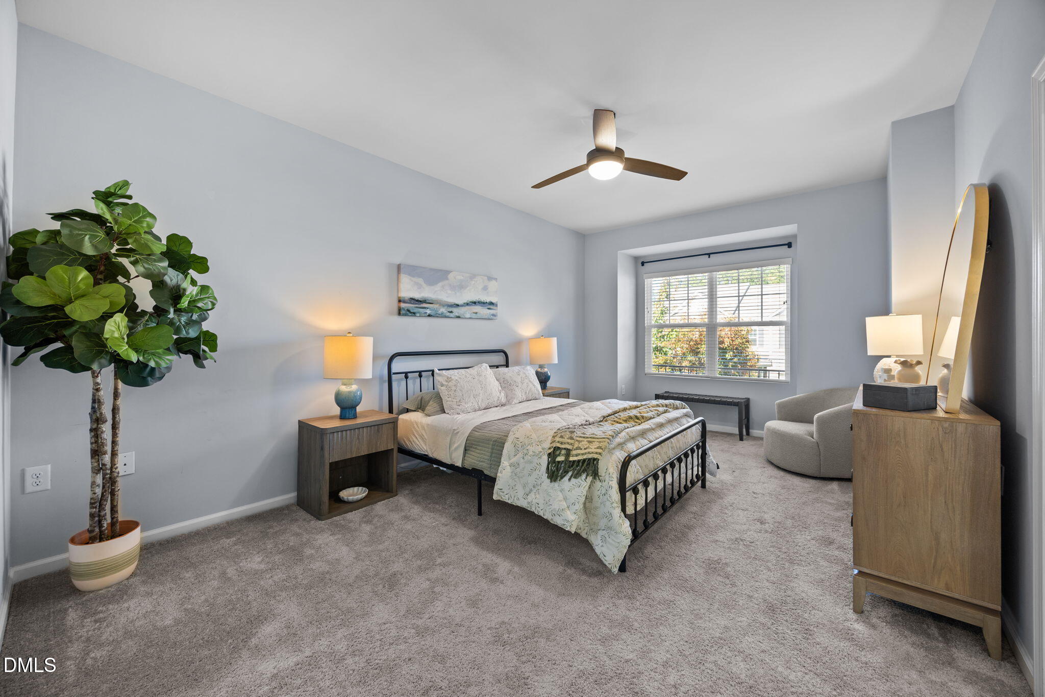 6141 Beale Loop