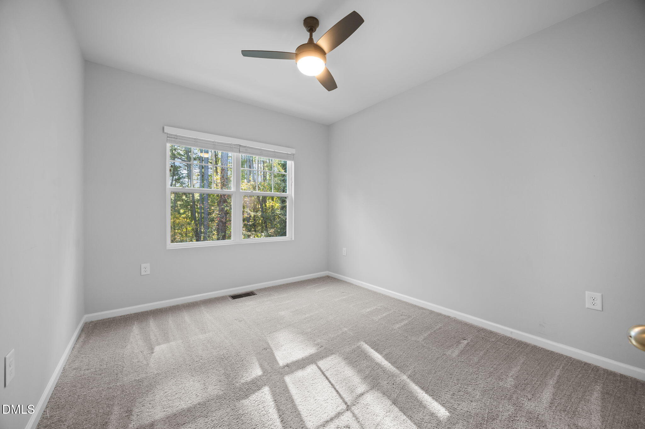 6141 Beale Loop