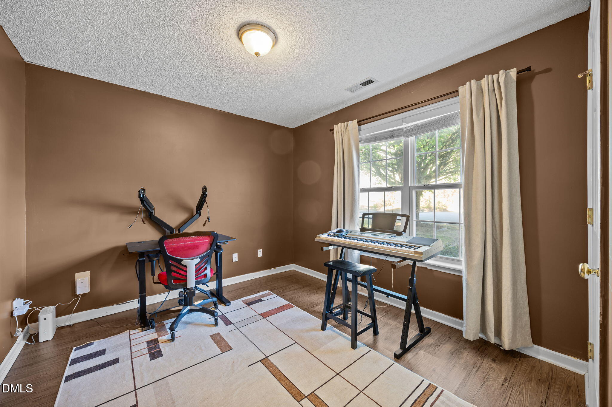 2208 Walnut Ridge Court