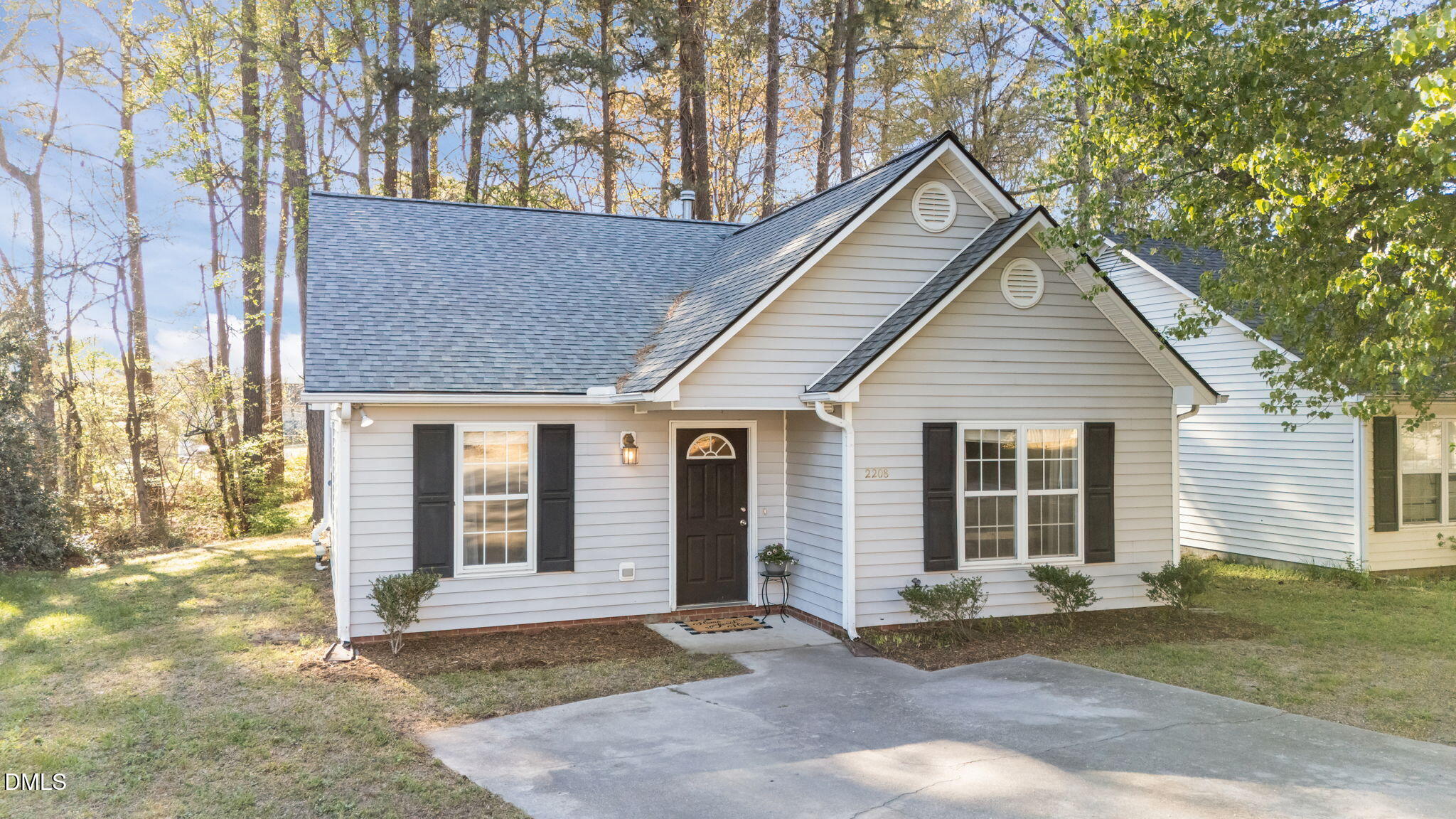 2208 Walnut Ridge Court