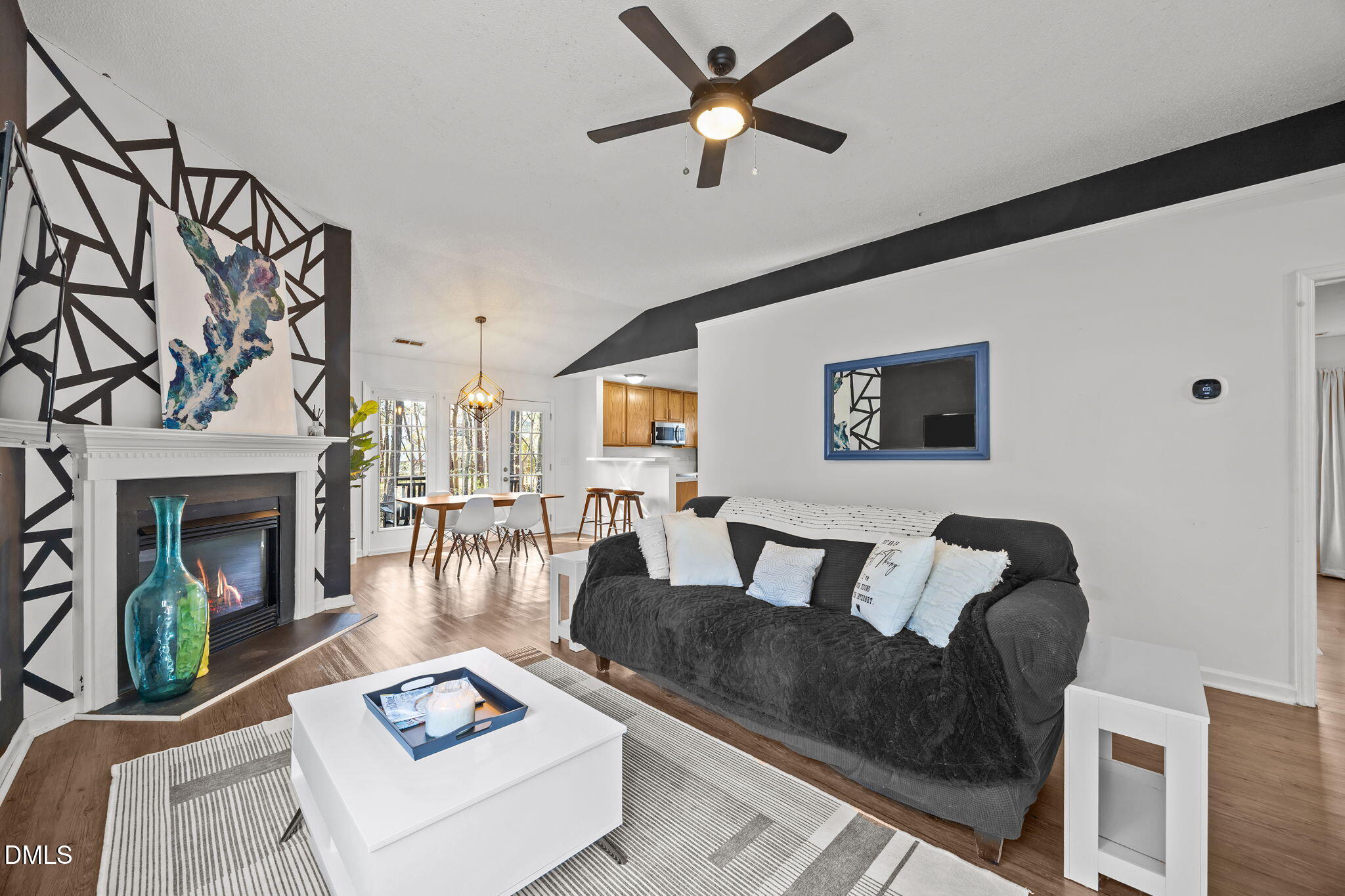 2208 Walnut Ridge Court