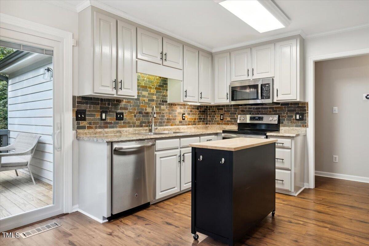 8121 Owenston Court