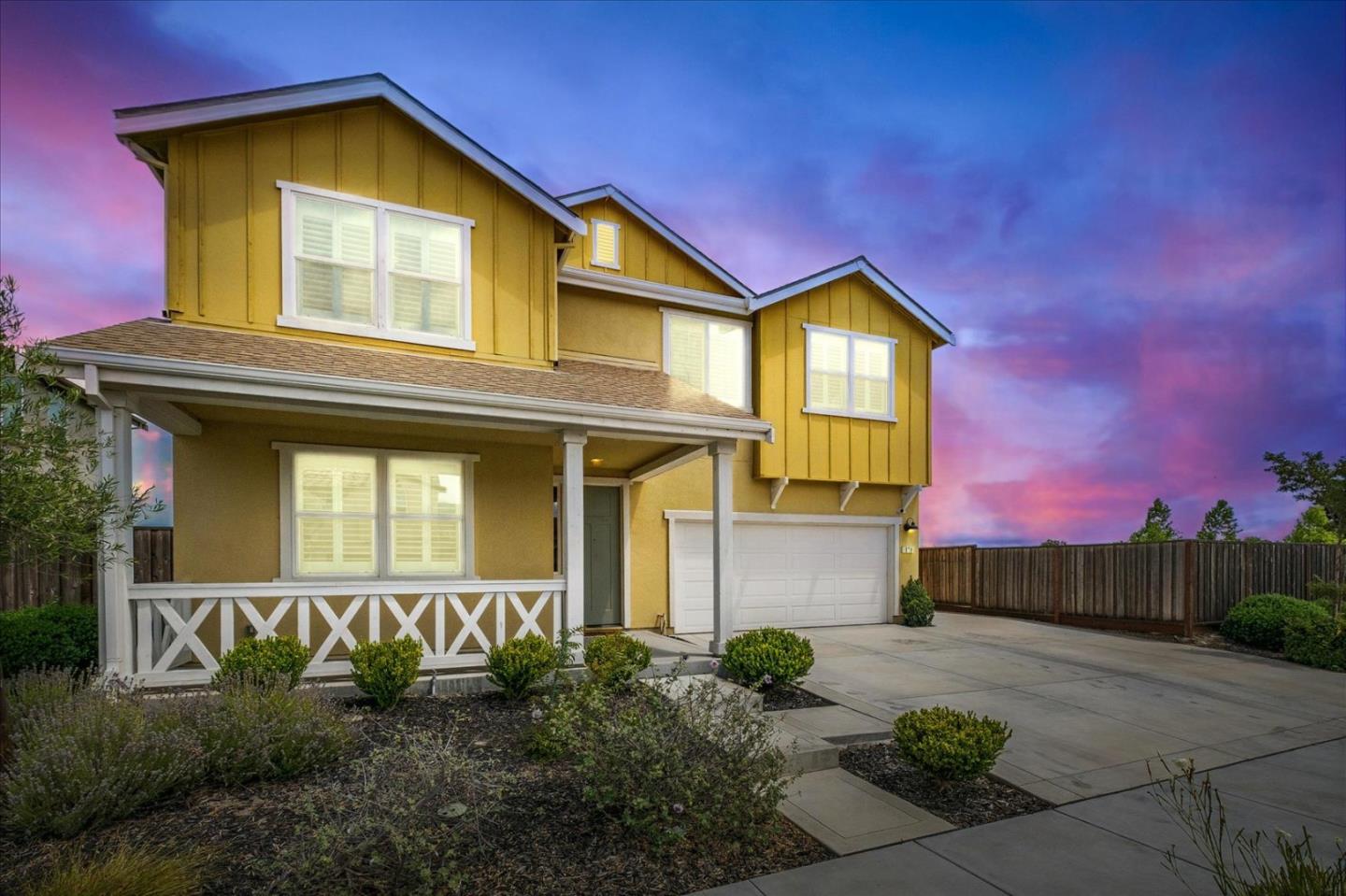 276 Copperleaf LN