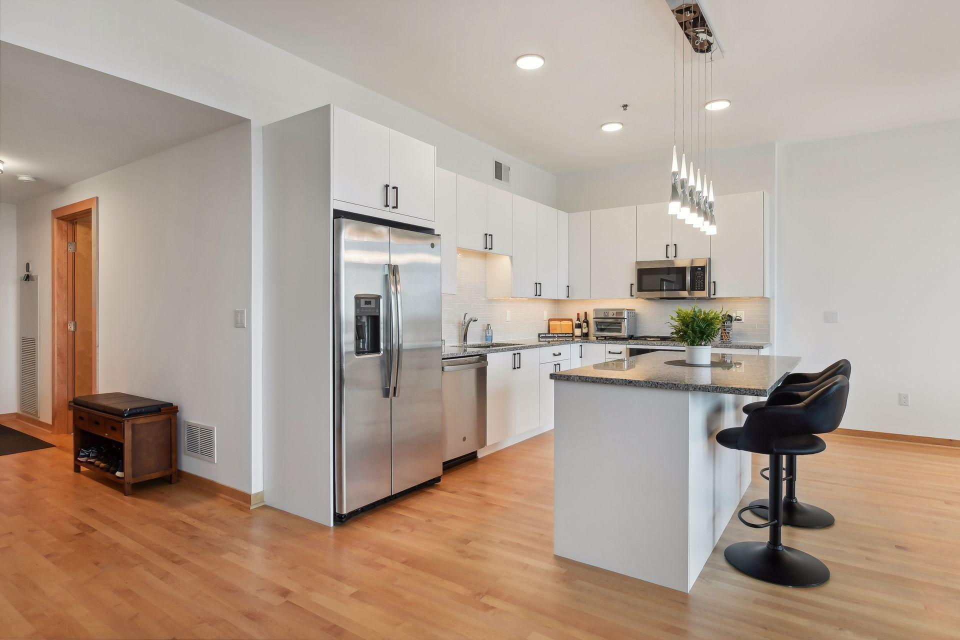 1240 2nd Street S Unit: 1128