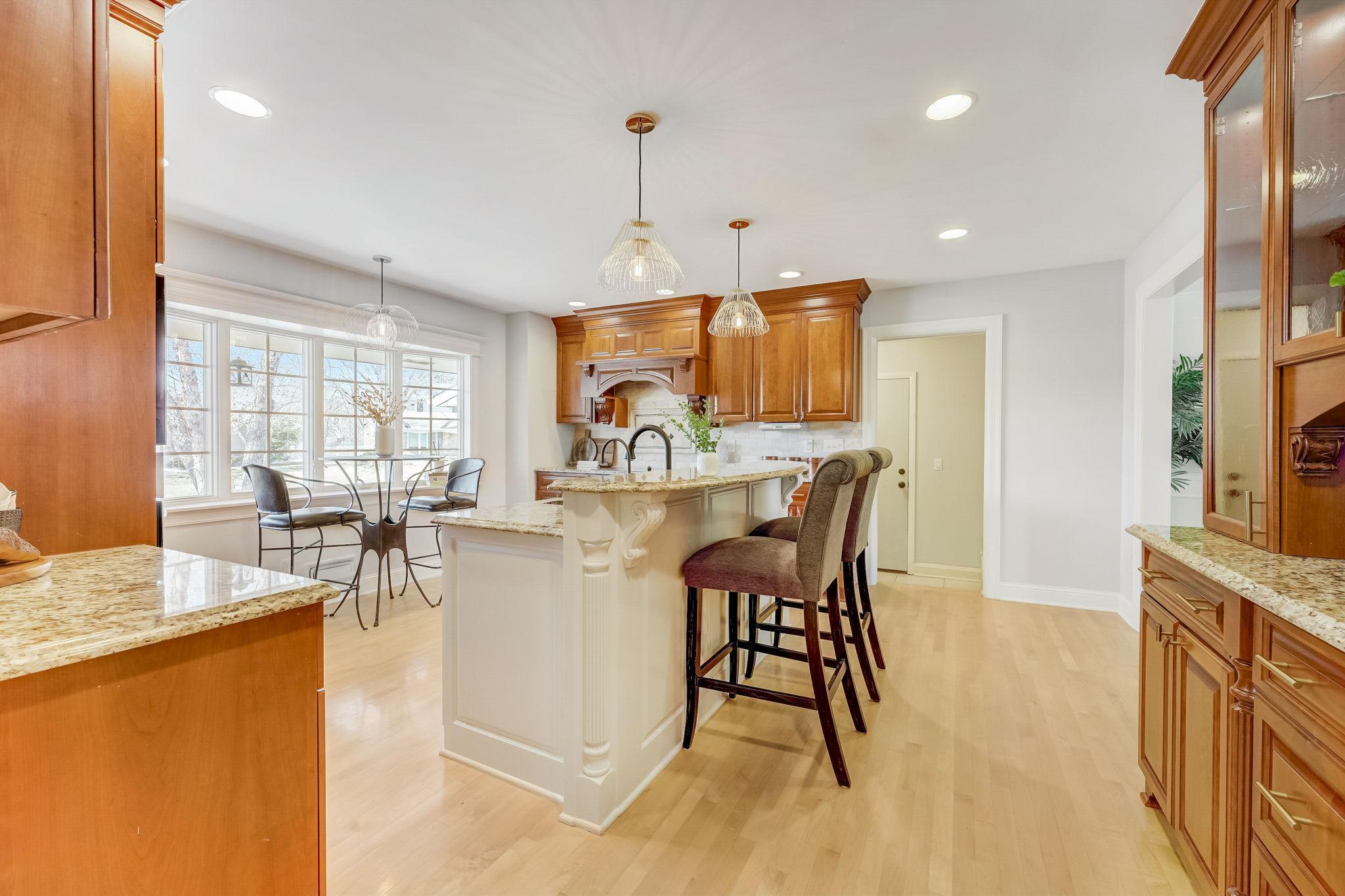 7015 Lanham Lane