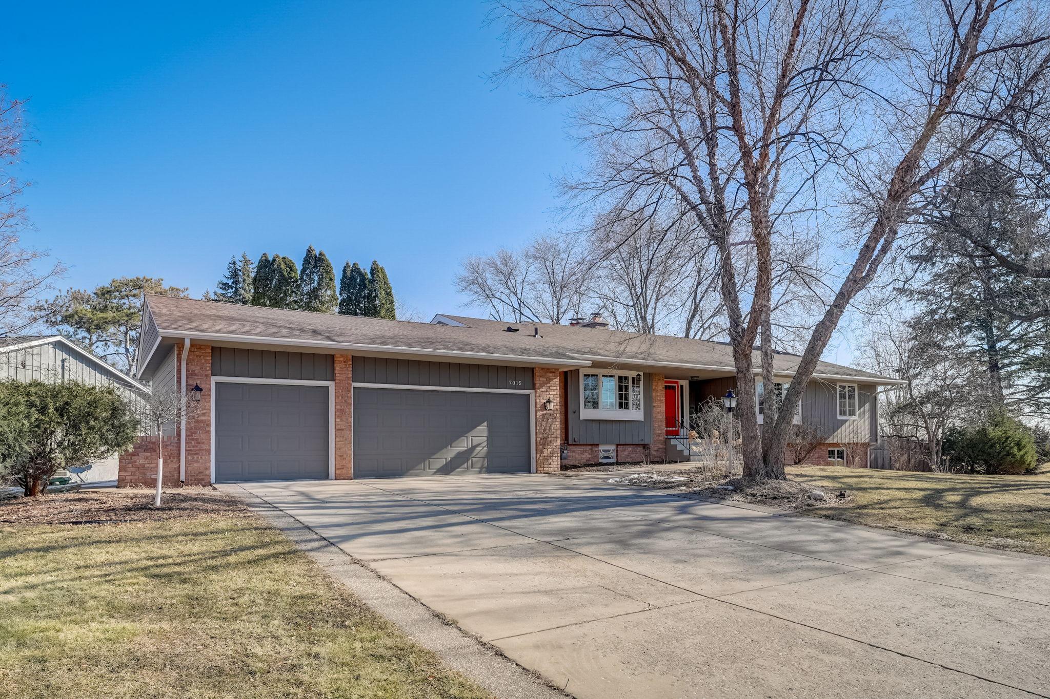 7015 Lanham Lane