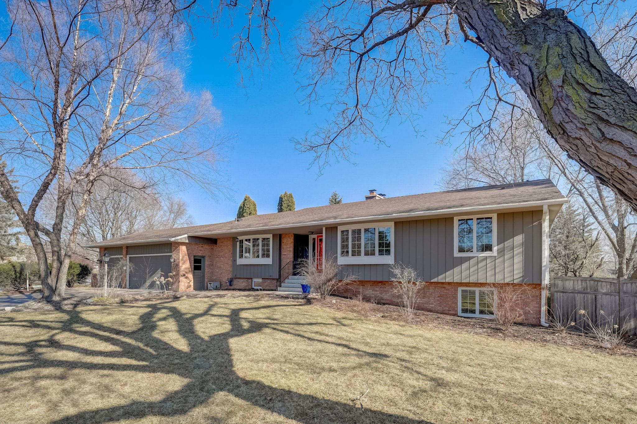 7015 Lanham Lane