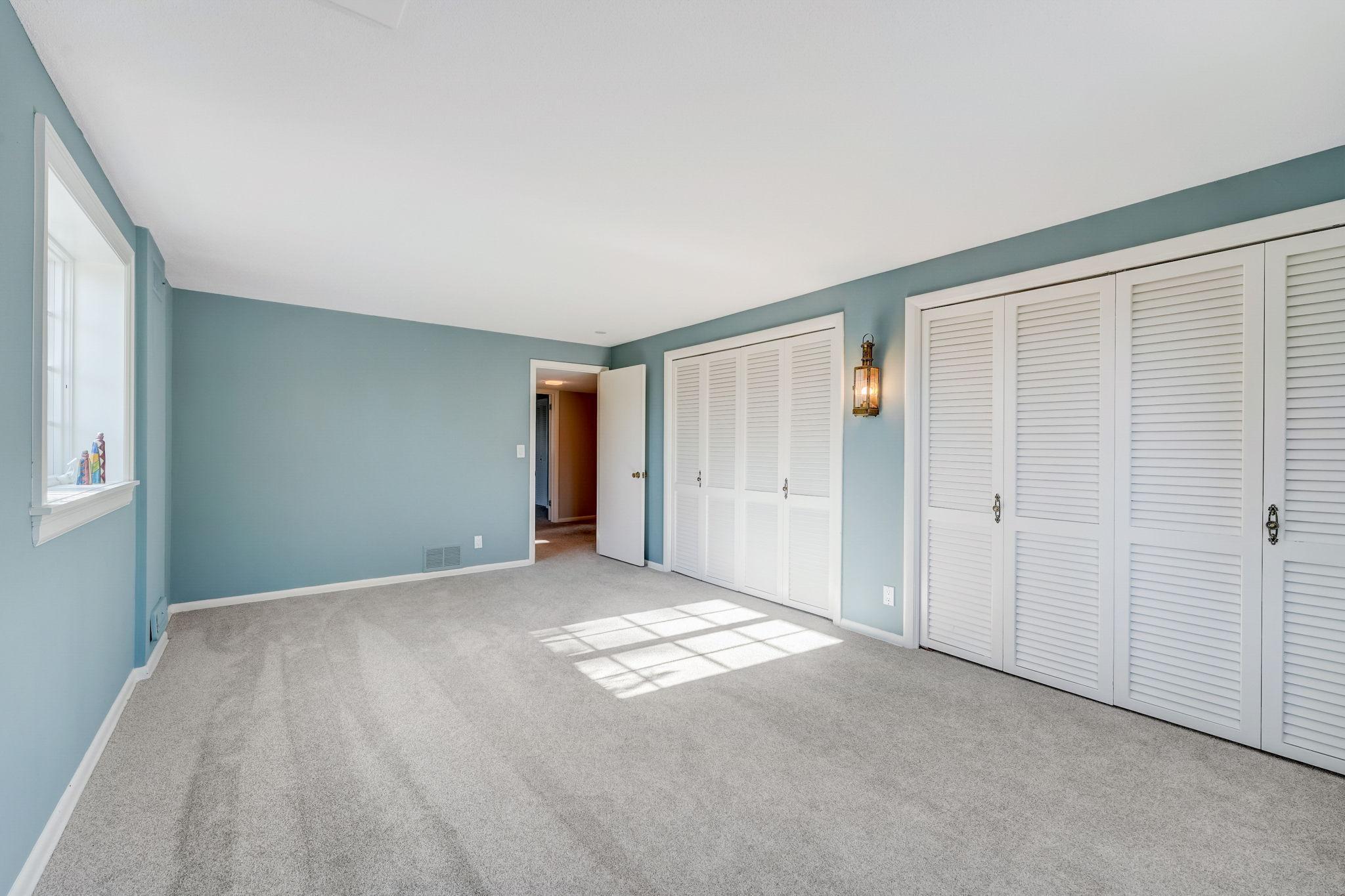 7015 Lanham Lane
