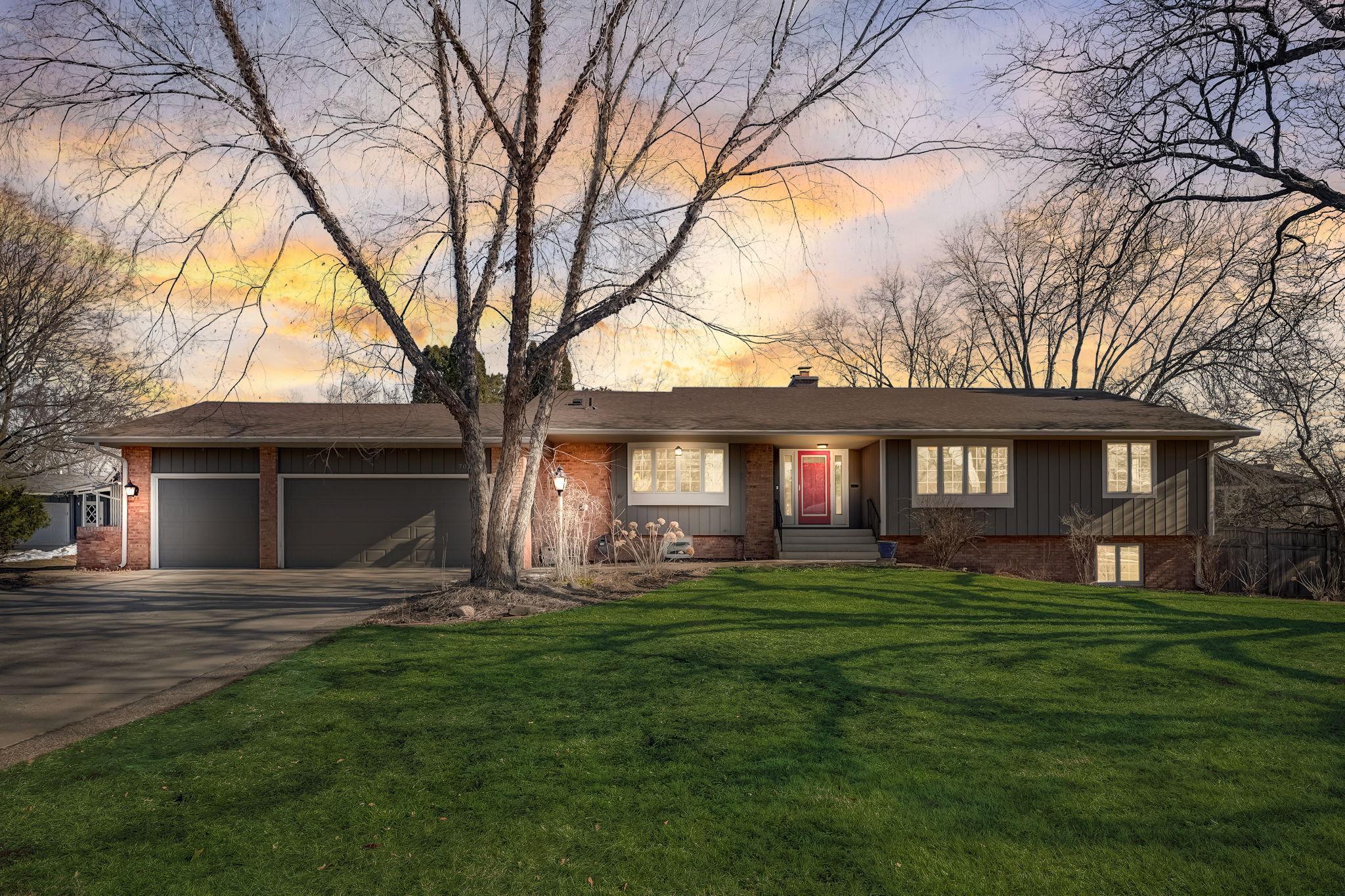 7015 Lanham Lane