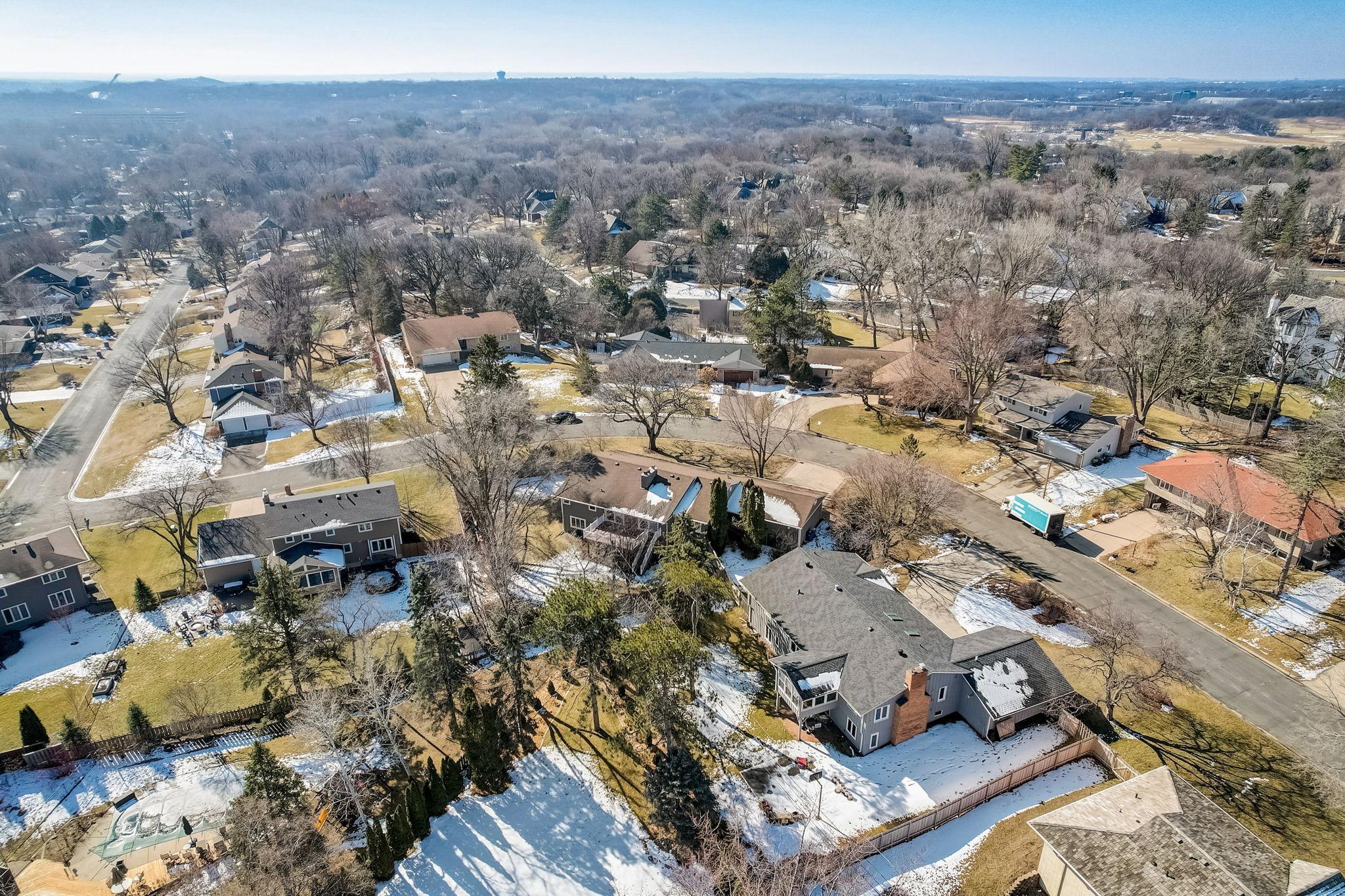 7015 Lanham Lane