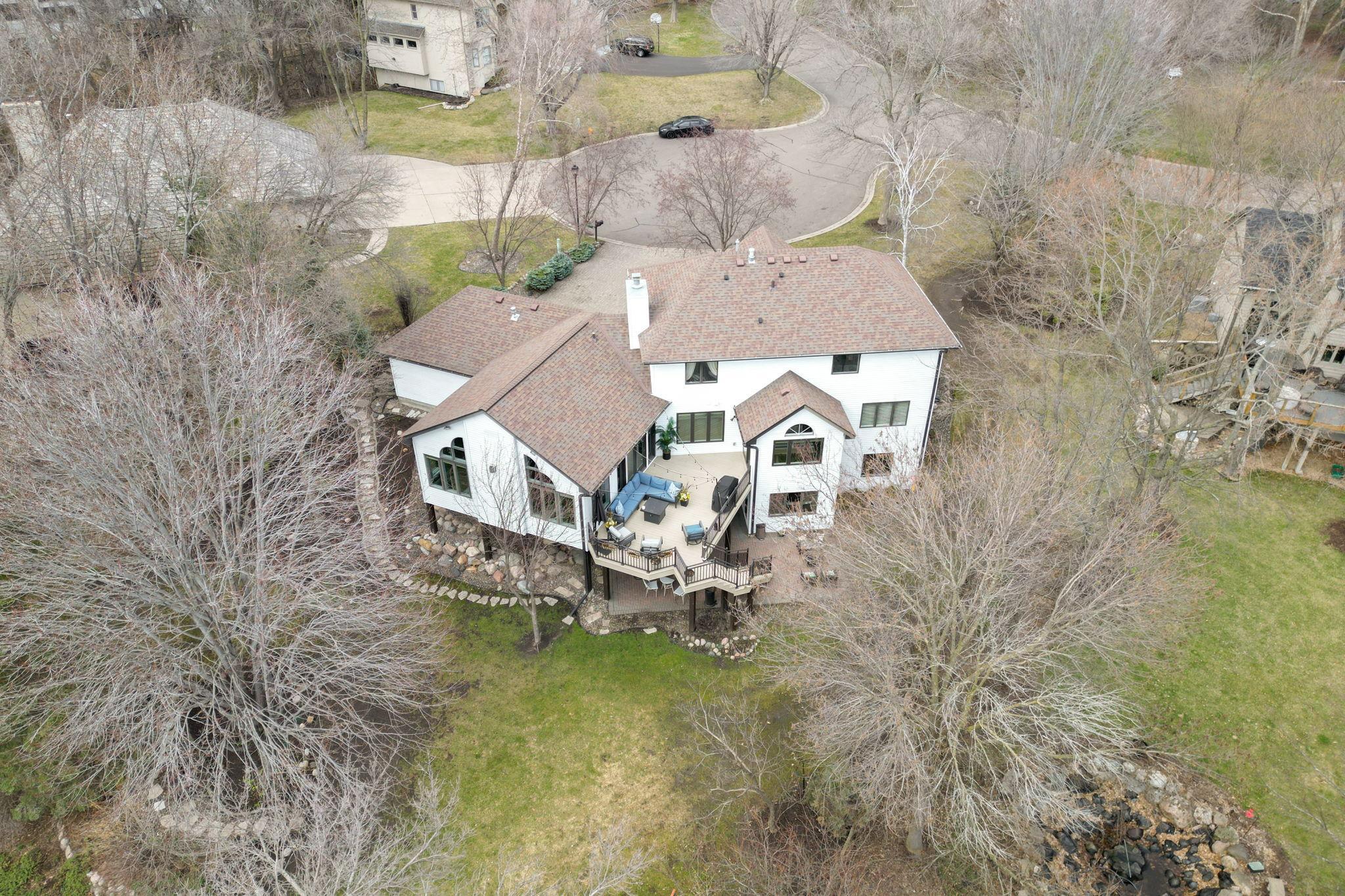 4345 Weston Lane N