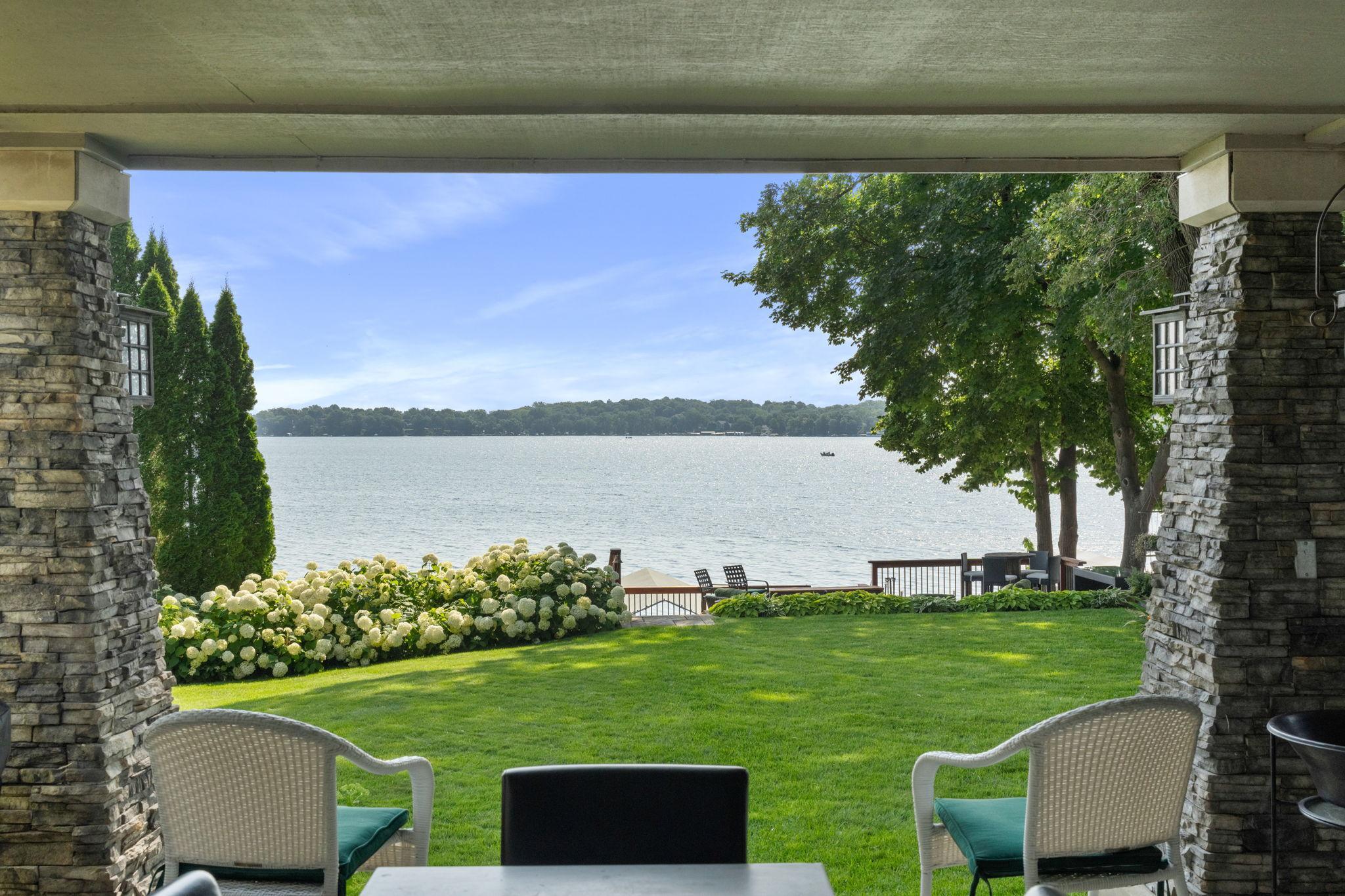 3020 Highland Boulevard