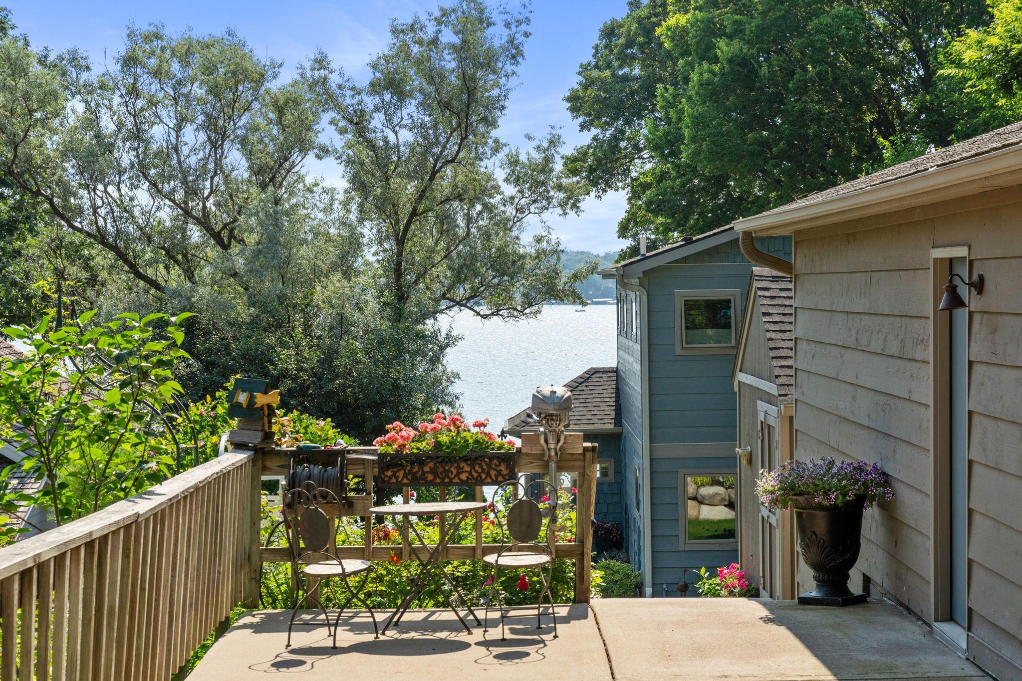 3020 Highland Boulevard