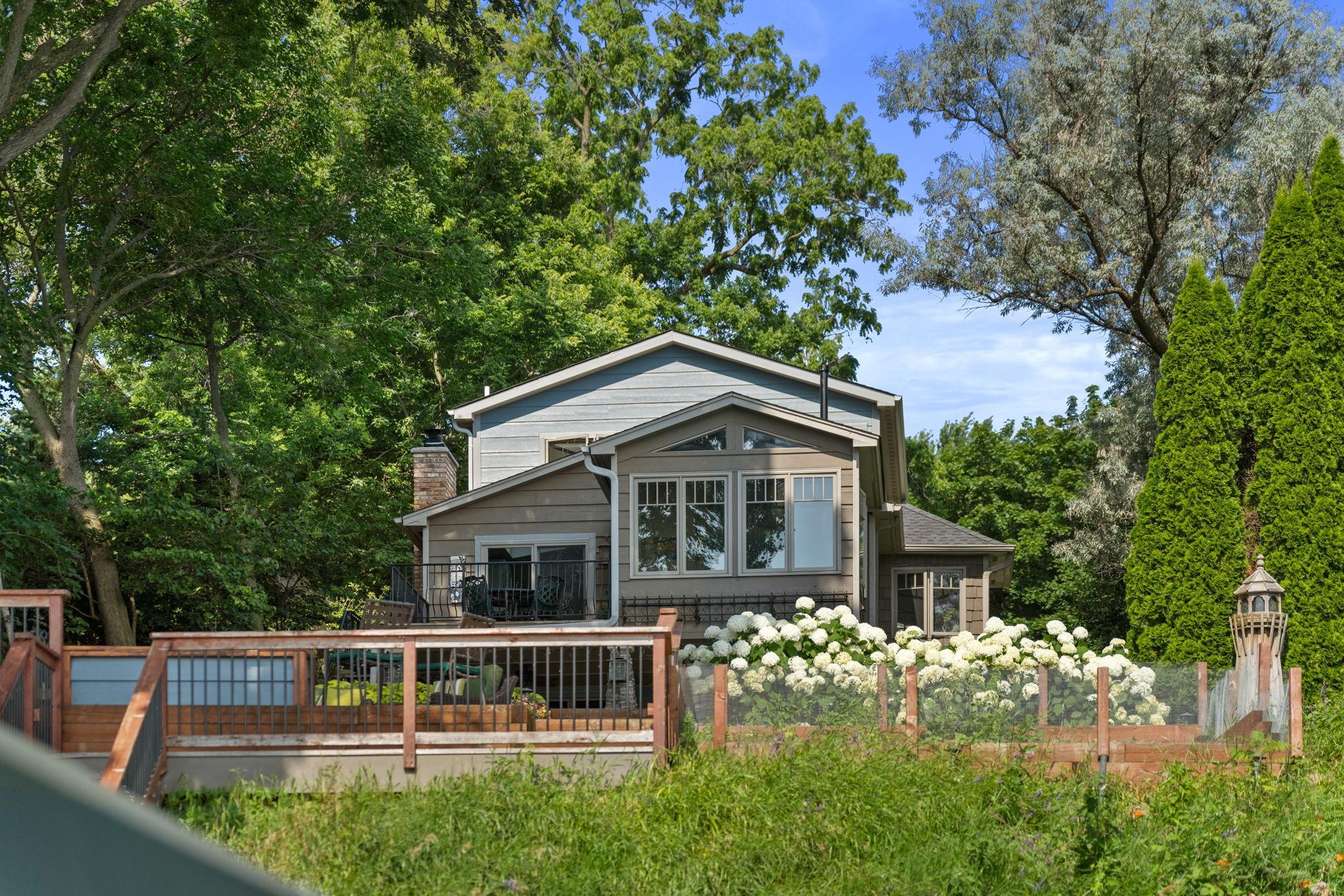 3020 Highland Boulevard