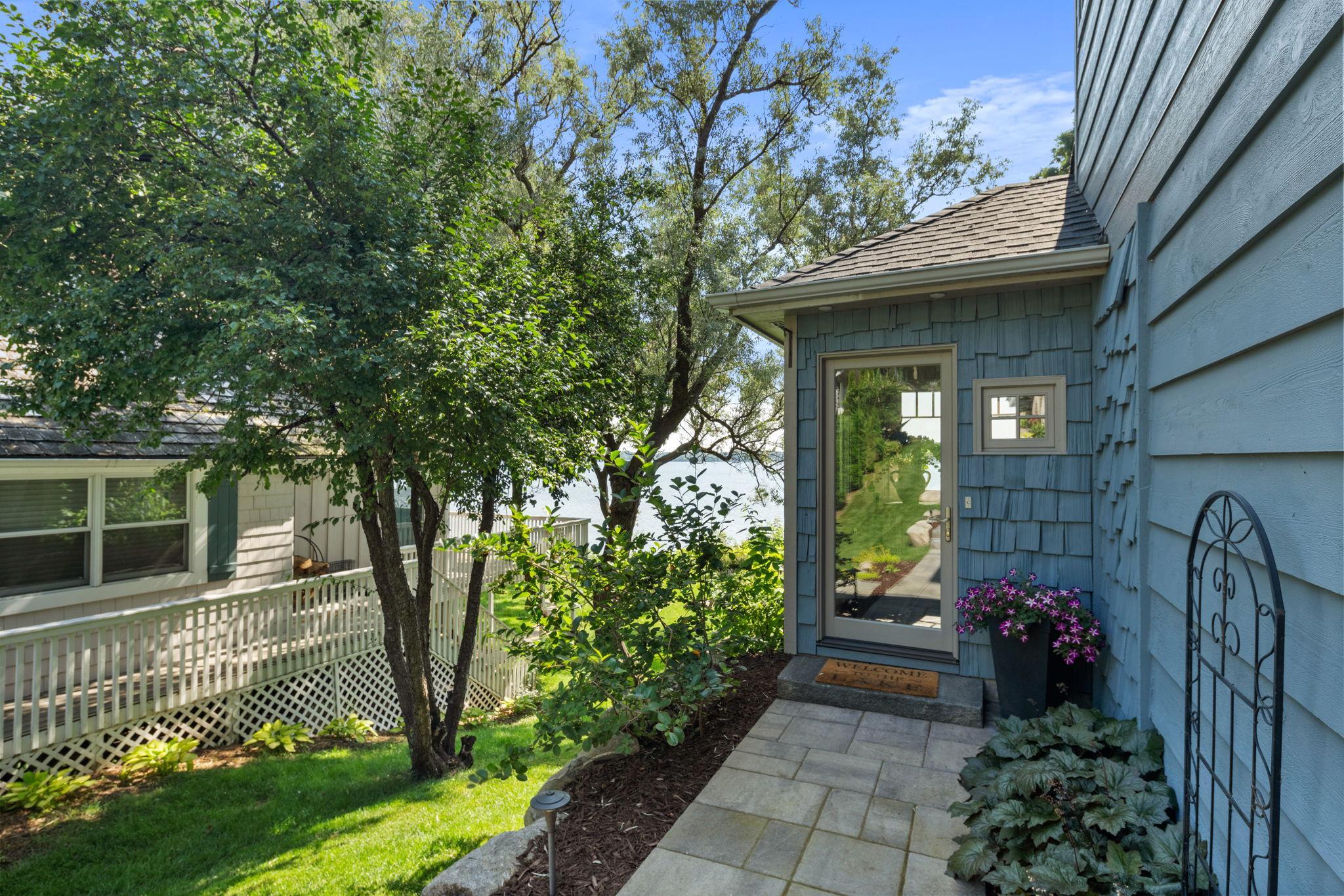 3020 Highland Boulevard