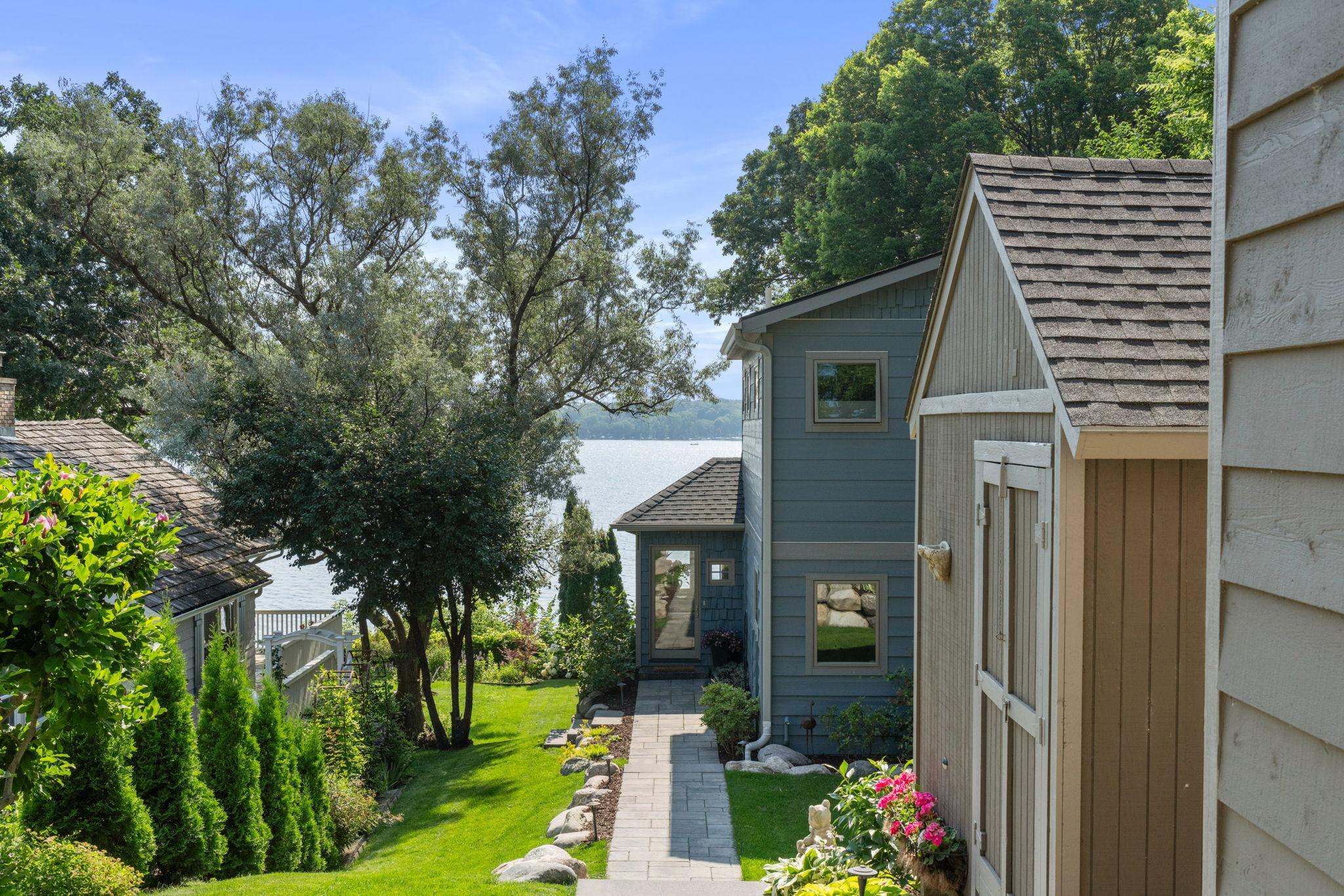 3020 Highland Boulevard