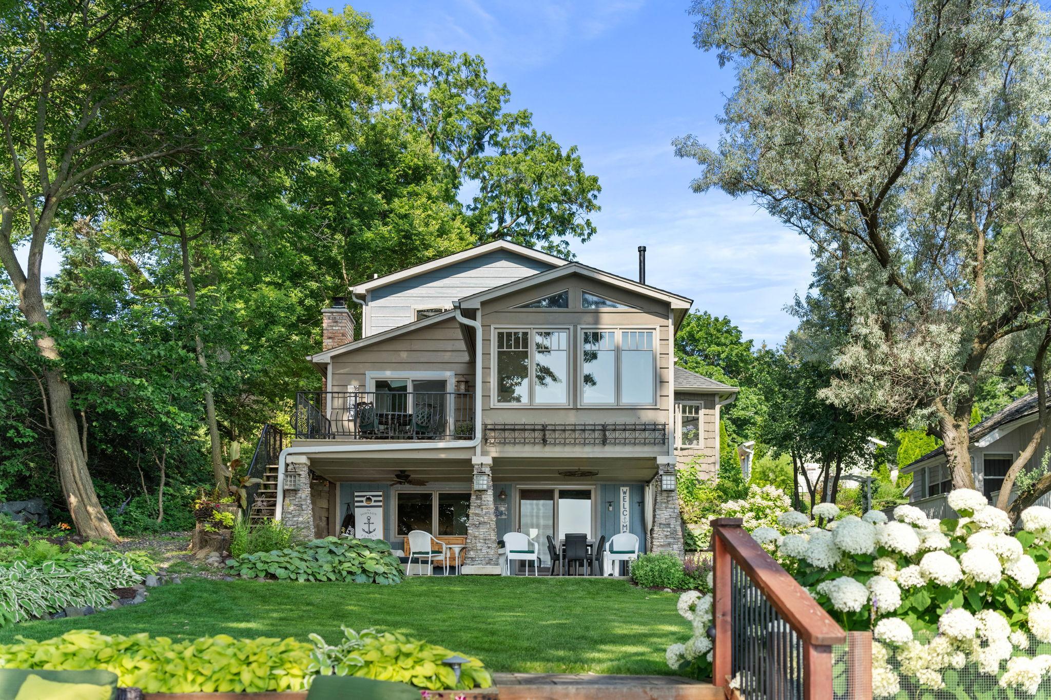 3020 Highland Boulevard