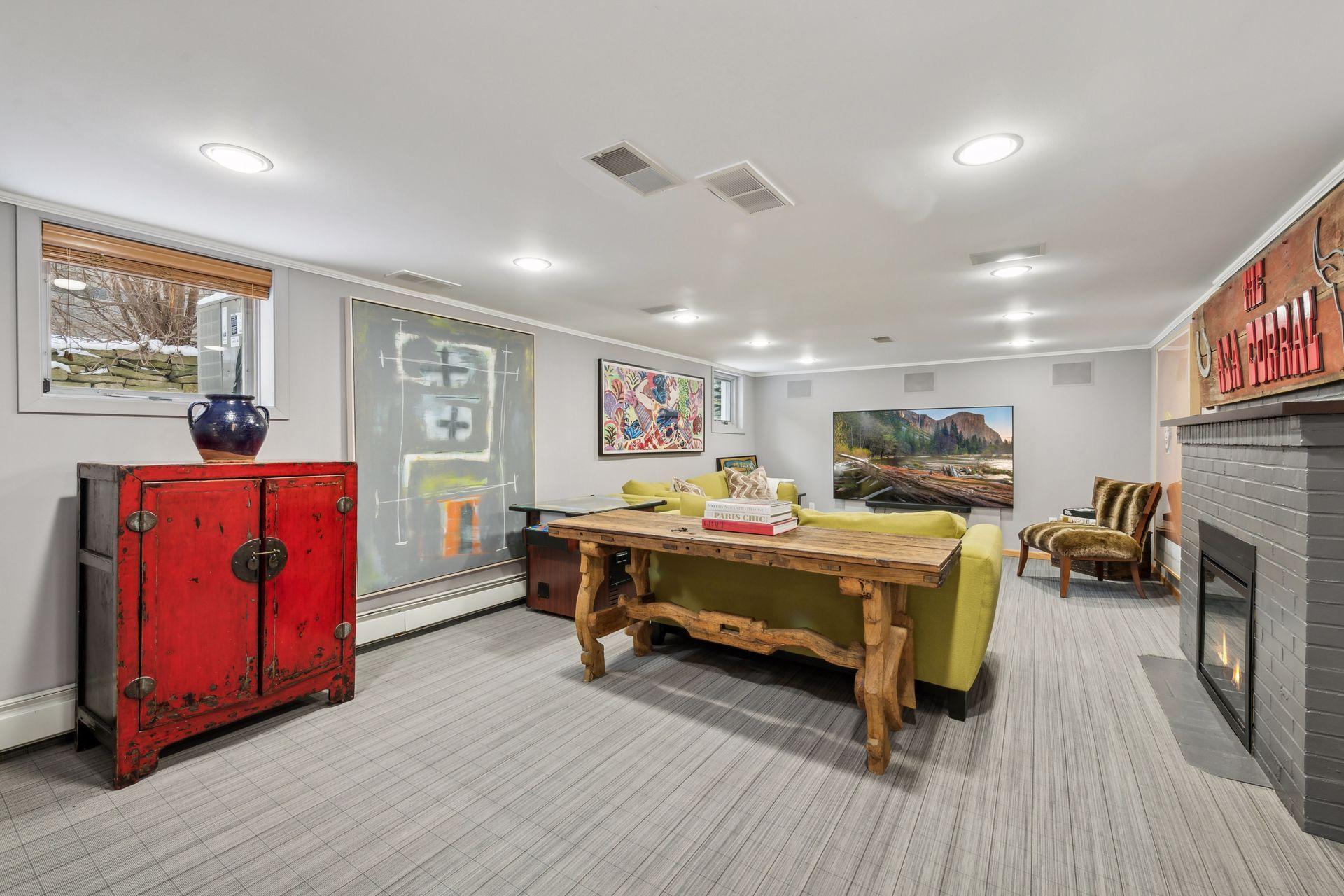 515 Parkview Terrace