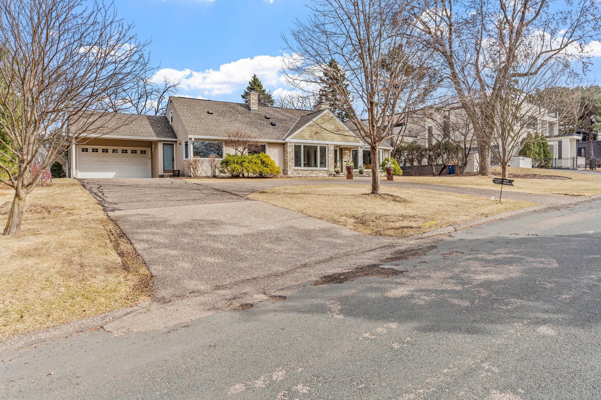 515 Parkview Terrace