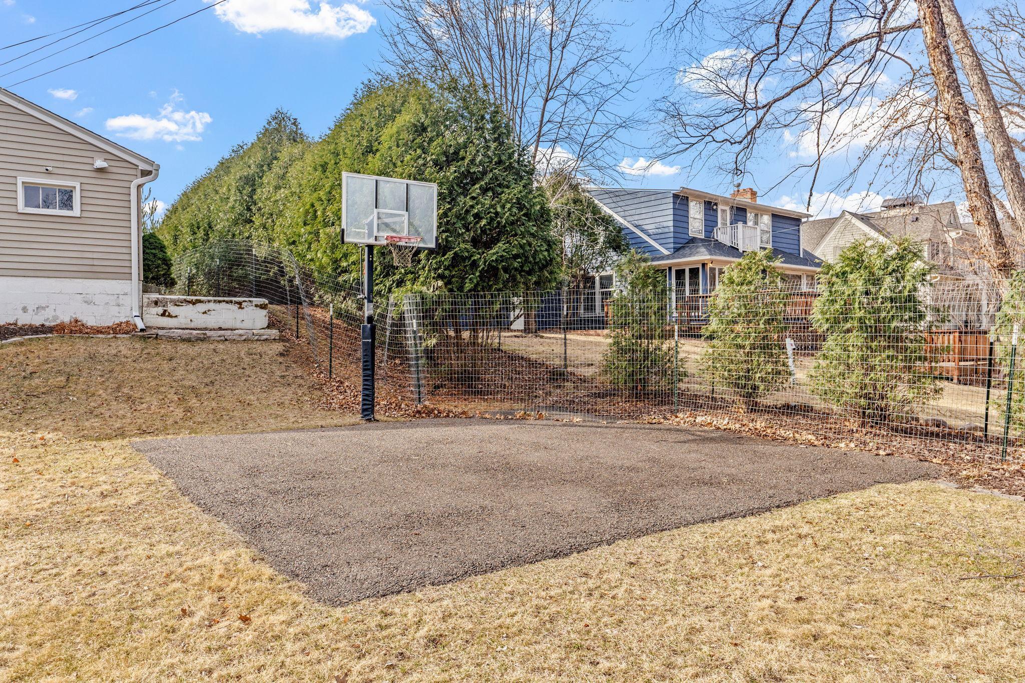 515 Parkview Terrace