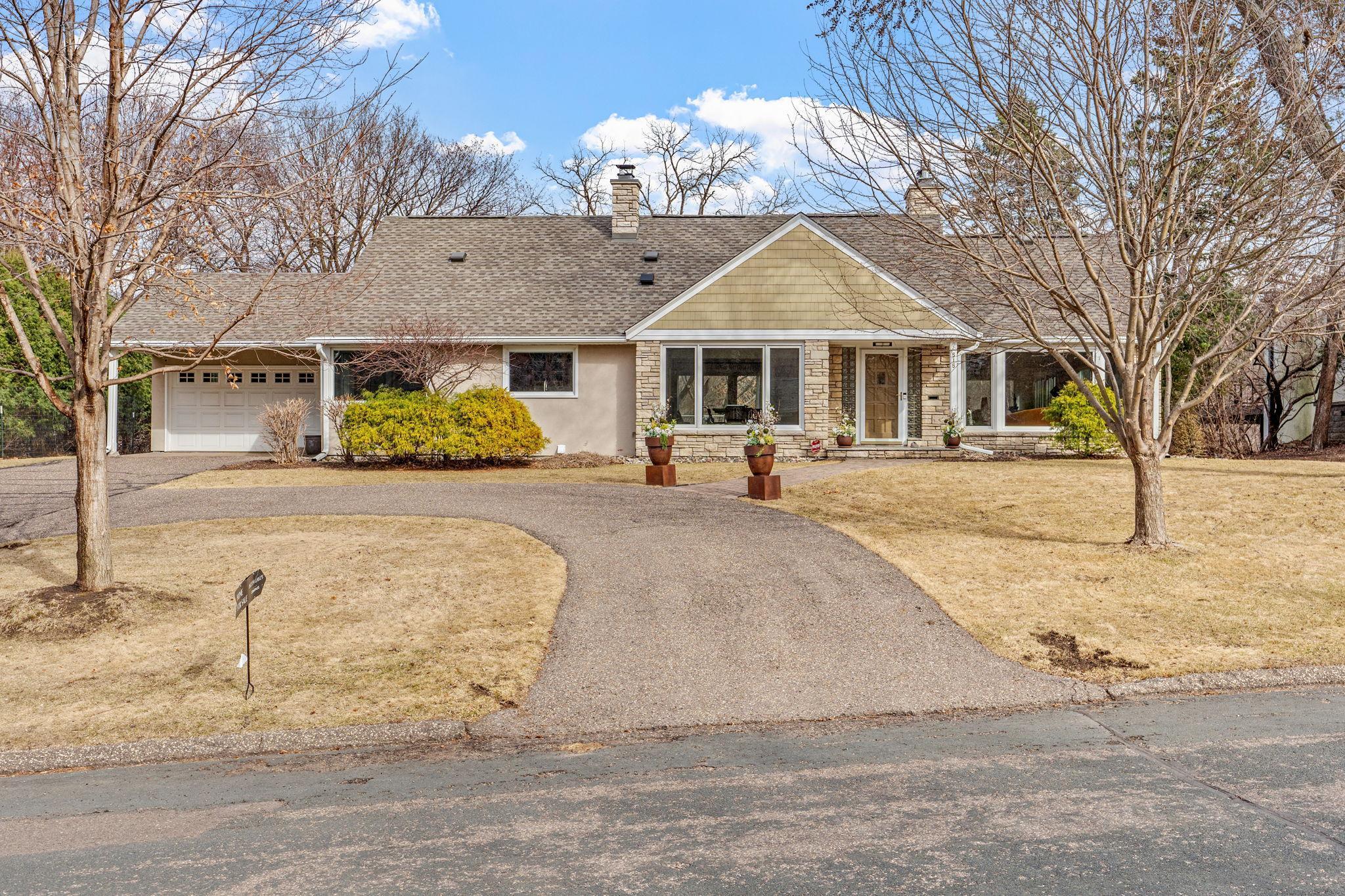 515 Parkview Terrace