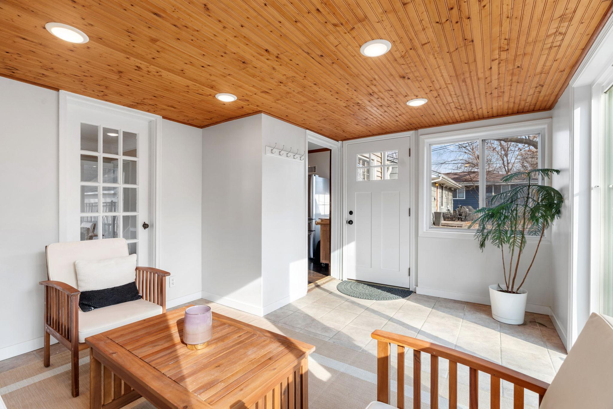 5837 Wooddale Avenue