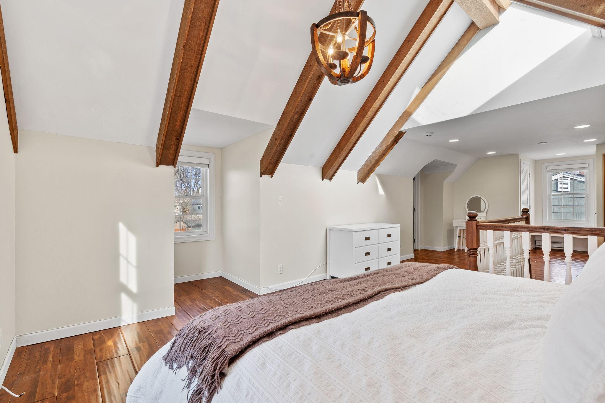 5837 Wooddale Avenue