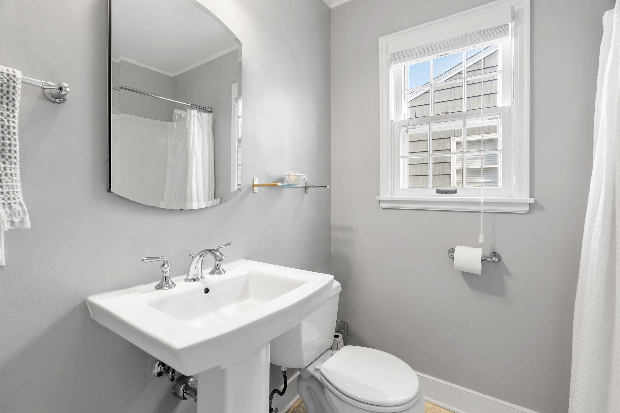 5837 Wooddale Avenue