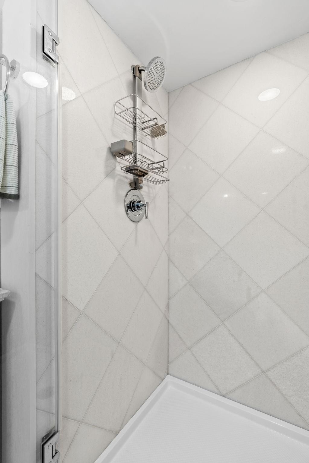 5837 Wooddale Avenue