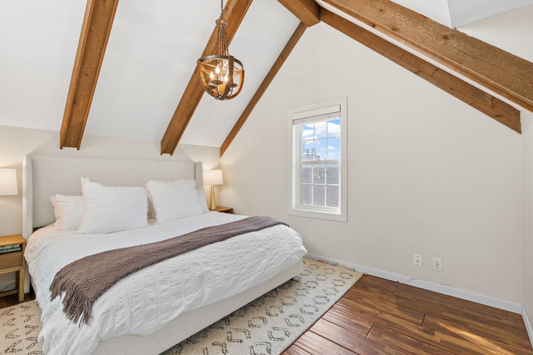 5837 Wooddale Avenue