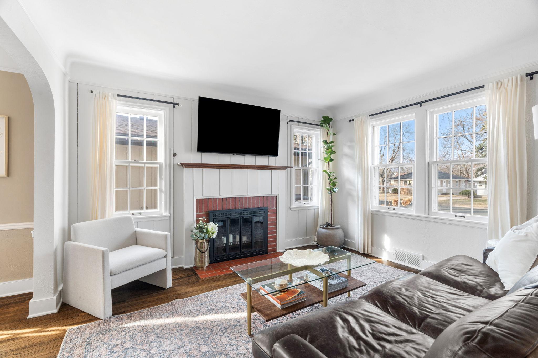 5837 Wooddale Avenue