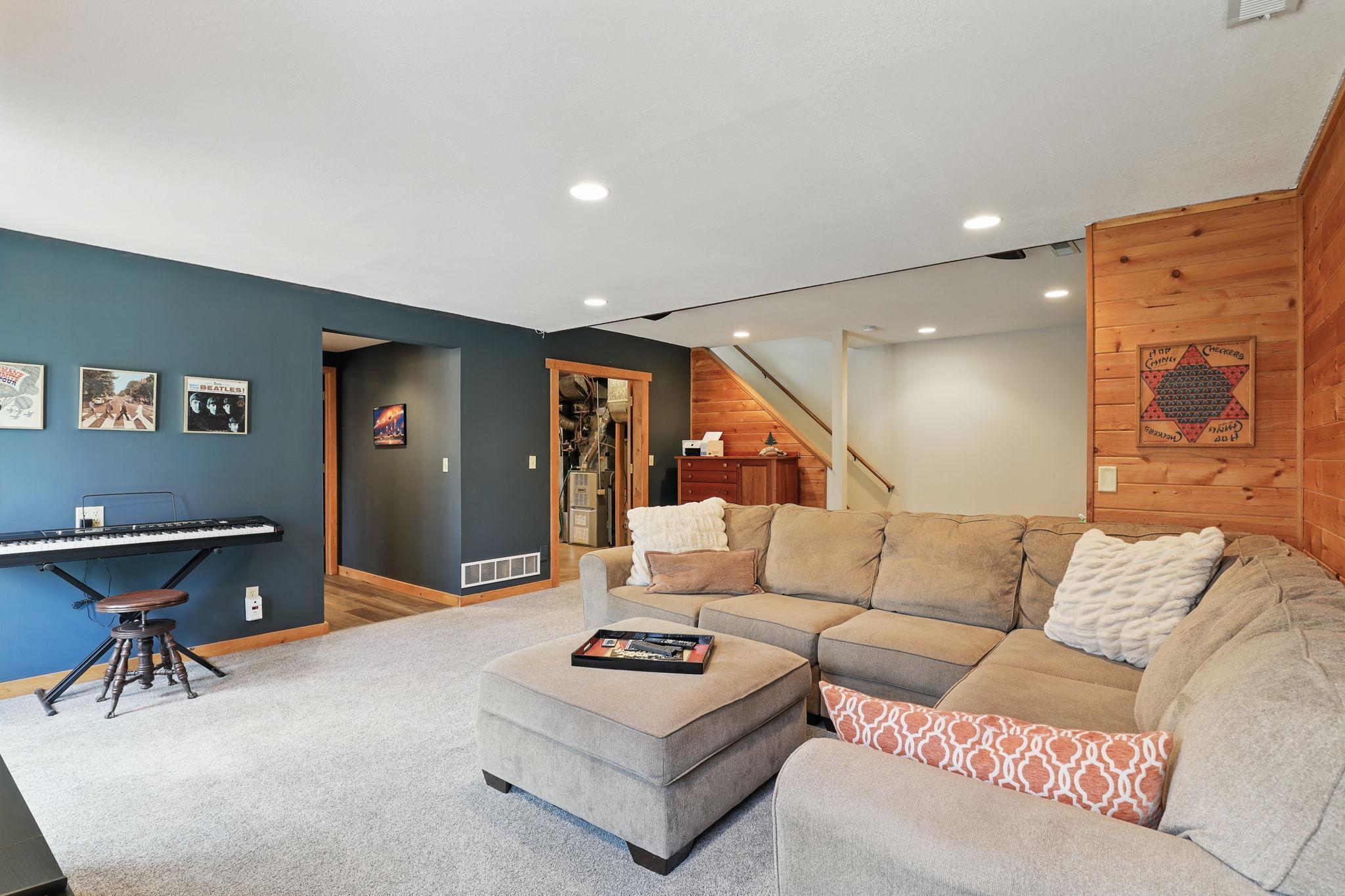 7411 W 114th Street