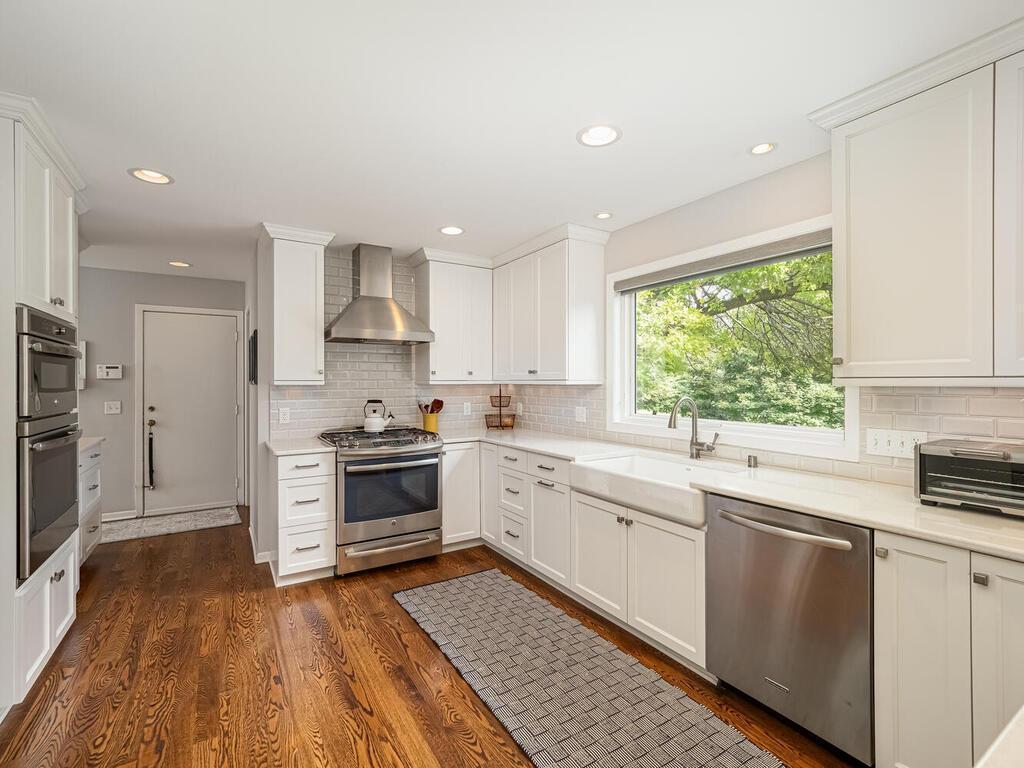 2711 Bent Tree Circle