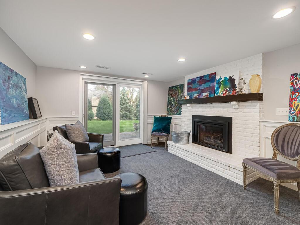2711 Bent Tree Circle