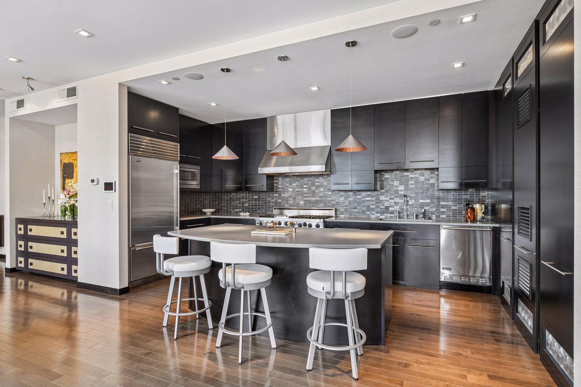 201 S 11th Street Unit: 1120